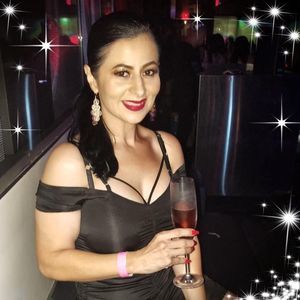 Meet your Posher, Vicky